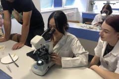 BCDADE92-D2E7-464A-8A28-93D810FB1F5A