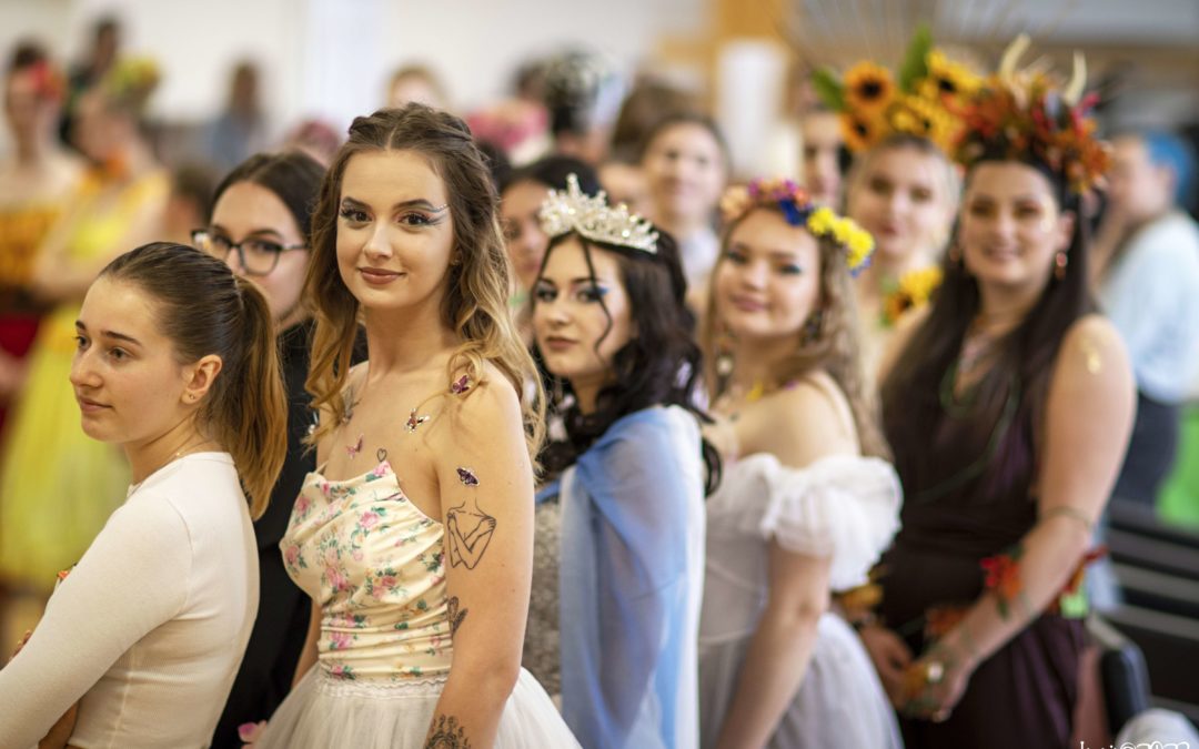 Přenesli jsme čtyři roční období na vlasy i na tváře